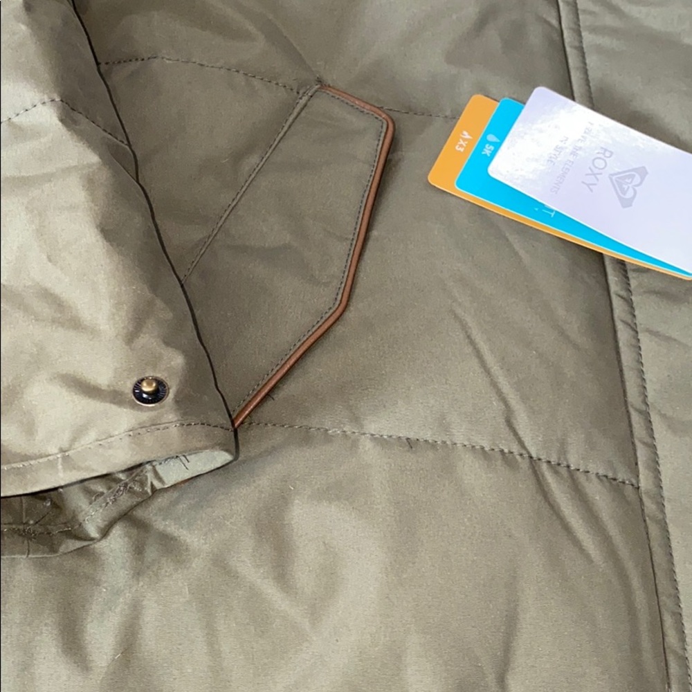 🔥Roxy 5K - Waterproof Longline Hooded Jacket NWT - Picture 15 of 15